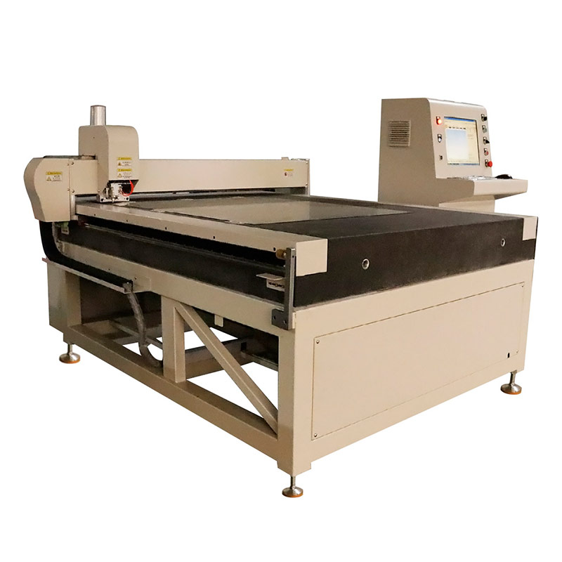 液晶开云网页版要求精度多少?